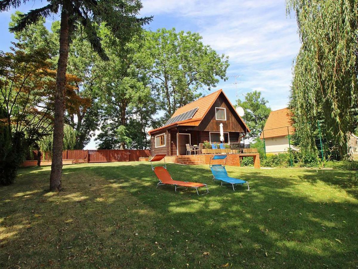 Dunaparti Haz Stand U 27E Mosonmagyaróvár Dış mekan fotoğraf